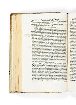 Dominici Marii Nigri Veneti Geographiae commentariorum libri XI: nunc primum in lucem magno studio editi… Una cum Laurentii Corvini novoforensis geographia. Et Strabonis epitome per D. Hieronymum Gemusaeum translata, quam adiecimus ut quo cum Marium hunc nostrum lector conferat, habeat.
